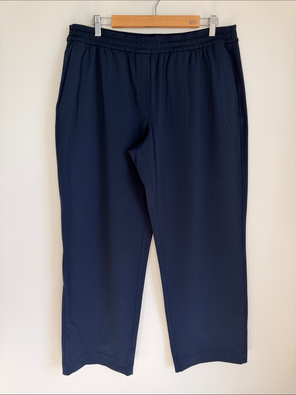 Lululemon Straight-Leg Mid-Rise Pant Full Length Navy - XL